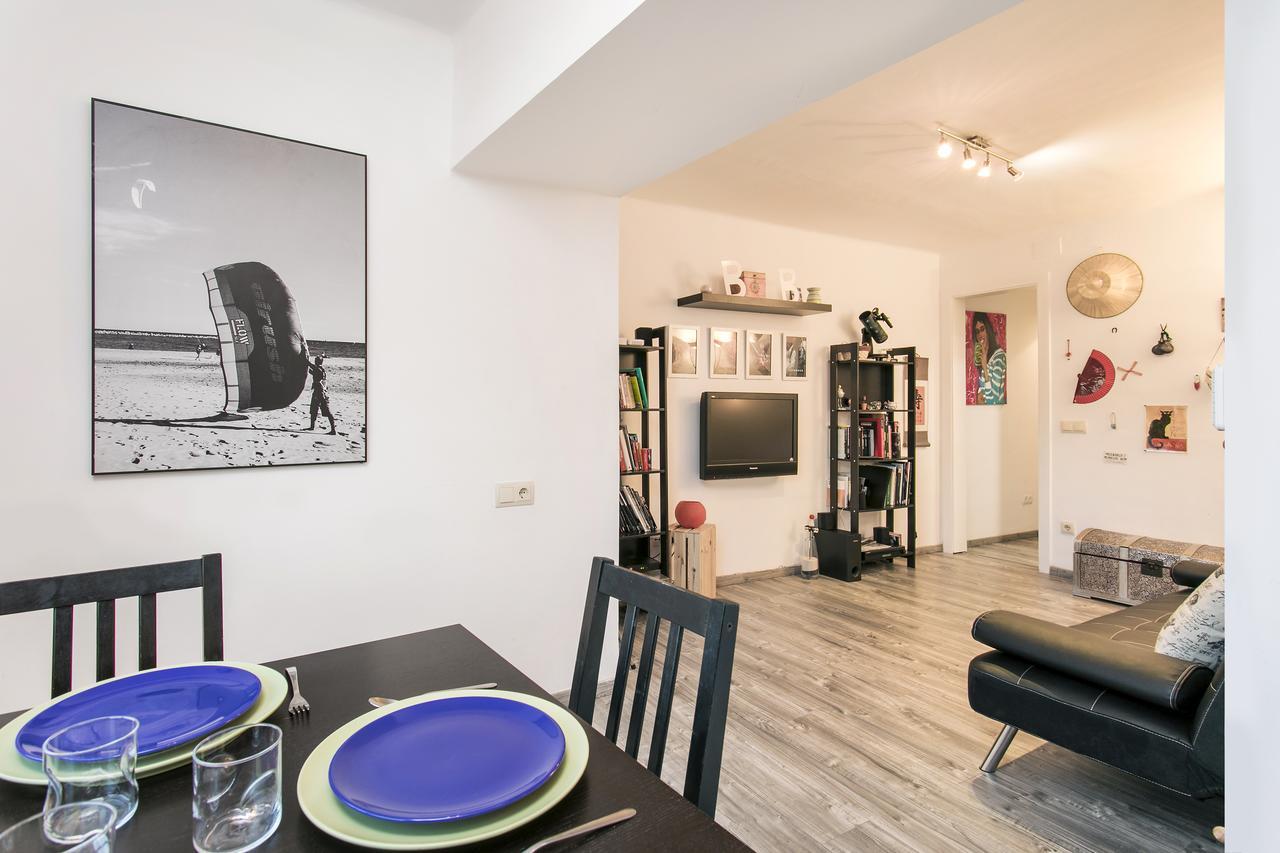 Apartamento Baba L'Hospitalet de Llobregat Exteriör bild
