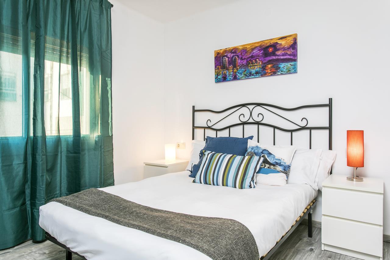 Apartamento Baba L'Hospitalet de Llobregat Exteriör bild