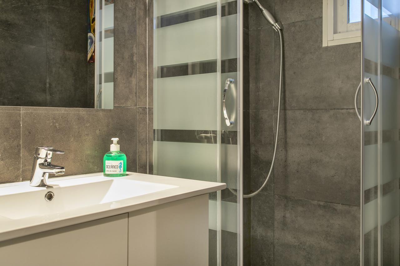Apartamento Baba L'Hospitalet de Llobregat Exteriör bild