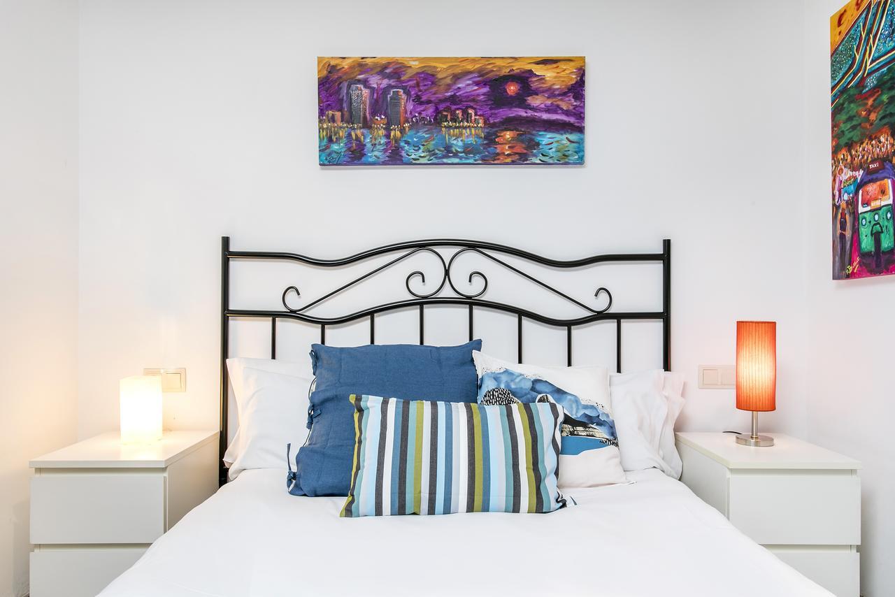 Apartamento Baba L'Hospitalet de Llobregat Exteriör bild